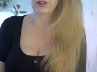 Geef je aan mij over
Je hoeft niet meer te denken
Ik zal voor je zorgen

Voor mij word je de perfecte slaaf
En zal ik je daar naar leiden
Voor ons en niemand anders
In veiligheid en diep vertrouwen

En ik zal je domineren
En ik zal je breken om je
daarna in liefde op te bouwen! ♥
Meesteres Kim