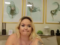 Sweet looks, confident energy. I’m a curvy blonde with hazel eyes, a playful personality and a naturally flirty side. I can be sweet and charming one moment, then confident and a little more daring the next. I love good conversations, playful teasing, roleplay and discovering what makes each person different. Make me laugh, catch my attention and give me a reason to become curious about you. I’m open-minded, spontaneous and always ready to turn an ordinary moment into something much more exciting. Come closer, say hello and stay for a while… I might be exactly your type.
