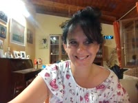 Simpatica, sempre sorridente, più che sexy e maliziosa sono pronta anche ad ascoltarti e asoddisfare tutte le tue esiegnze più nascoste