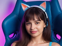 Hi, my name is Lara. I