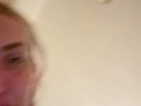 horny  blond girl, i ike to be your slut!