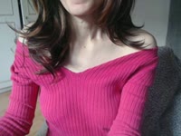 I am a gentle woman who loves to be loved.
Love nice and courteous men who know treat a LAdy.
I will learn much more about you to compose an unique experience with you in my show.