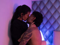 live cam couple sex show MiaAndAaron