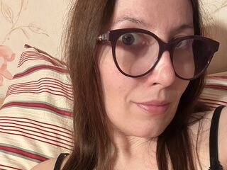 nude webcam girl photo AlanyssLyon