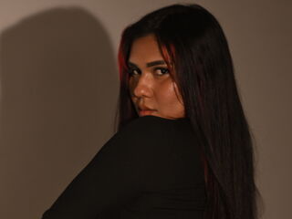 teaser webcam AlizLatifa