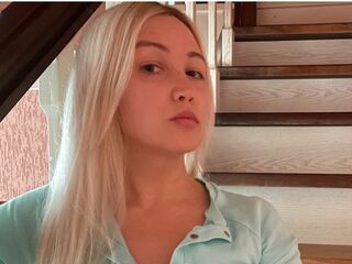 naked girl with webcam masturbating AmaiaJohnstone