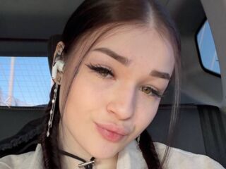 naughty cam girl fingering shaved pussy AngelaStephens