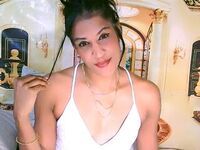 free live chatroom AzzyGreene