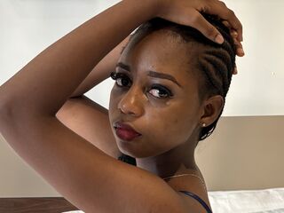 live webcam girl BrianaHadid