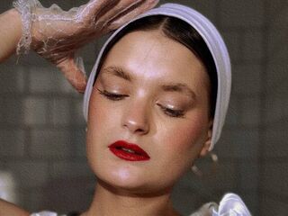 webcamstripper CeolaBurzynski