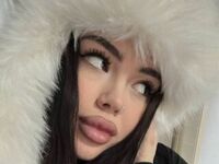 chat room webcam photo CherlynDarm