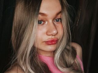 hot cam girl spreading pussy CirillaAkerman