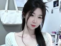 topless girl ClaraWhiter