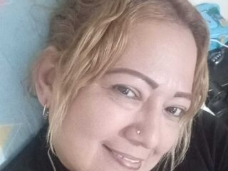 free live chatroom ClauSilver