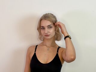 cam girl video CleoHarringtons