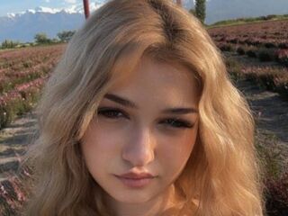 cyber sex chat CloudyFox