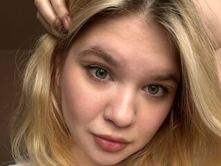 camwhore shaving pussy DebrahPloeger
