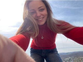 live webcam performer DeeLorrie