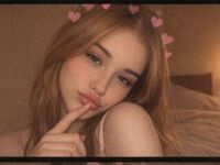 camgirl fingering pussy ElaraWinslow