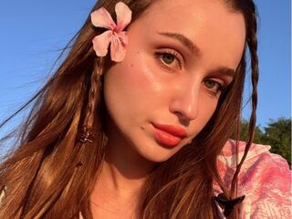 hot chat room ElisaHeathe