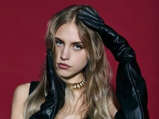 naughty chat room EveTottingham