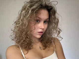 adult cam FerminaConteras