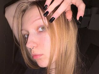 masturbating girl GriselCammarano