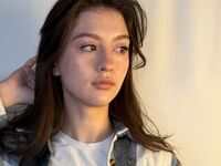 fingering girl chatroom HermilaKegerries