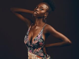 adultcam photo IssaJenner