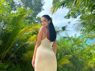 girl fingering bald pussy JessyHanson