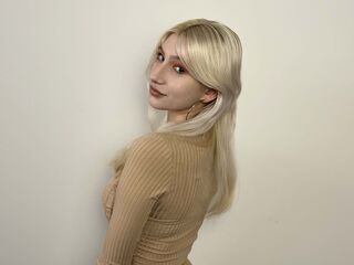 naked cam girl JoslynCobbin
