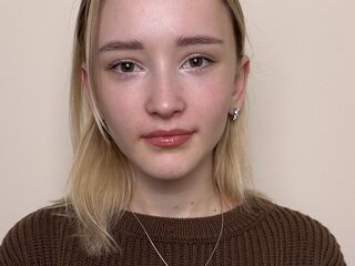 hot cam girl masturbating with sextoy JulianaGobler