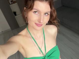 naughty web cam KarmenZeinert