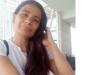 fingering webcamgirl picture KasandraVixen