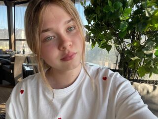 bedroom cam KendallHennig