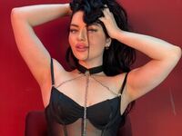 camgirl playing with sex toy KiraBills