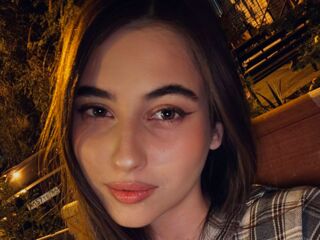 webcam bitch chat LeiaFrost