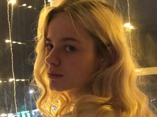 girl fingering shaved pussy LiaSo