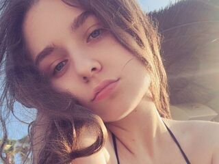 chat LuanaContratto