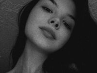 cam girl masturbating with sextoy LubaArvanitis