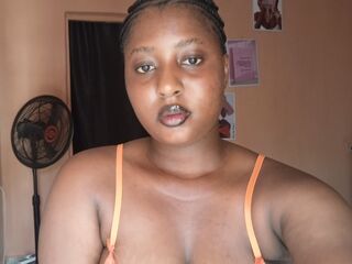 chat room webcam photo LuciaKay