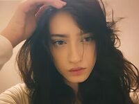 camgirl masturbating MaddieSunflower