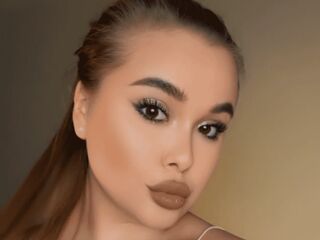 kinky cam picture MaeWilkins