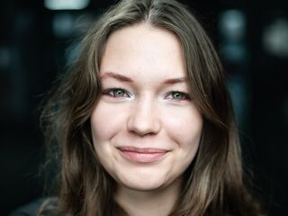 hot strip tease web cam MargertSpinoza