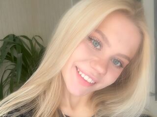 cam girl showing pussy MarlenaBalceiro