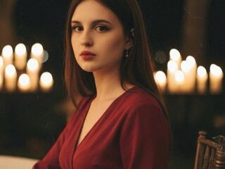 girl shaving pussy MichelineQuicksa