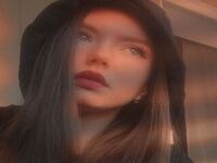 naughty cam girl masturbating MilaLyra