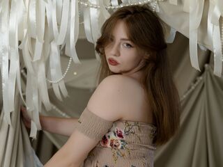 camwhore MoonBrittany