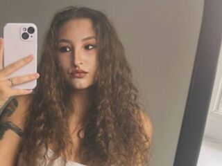 webcam live show NicholMikrot