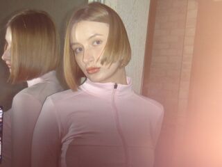 naughty camgirl picture RosinaHeverley